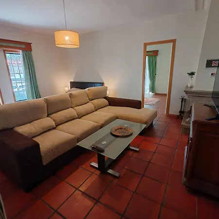 Casa Jugueiros Pensión *